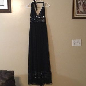 Adrianna Papell size 4 elegant long Halter black 
Tie-neck dress. Sequins design
